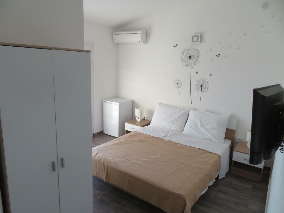 Vila Velvet Hotell Starigrad Paklenica Eksteriør bilde